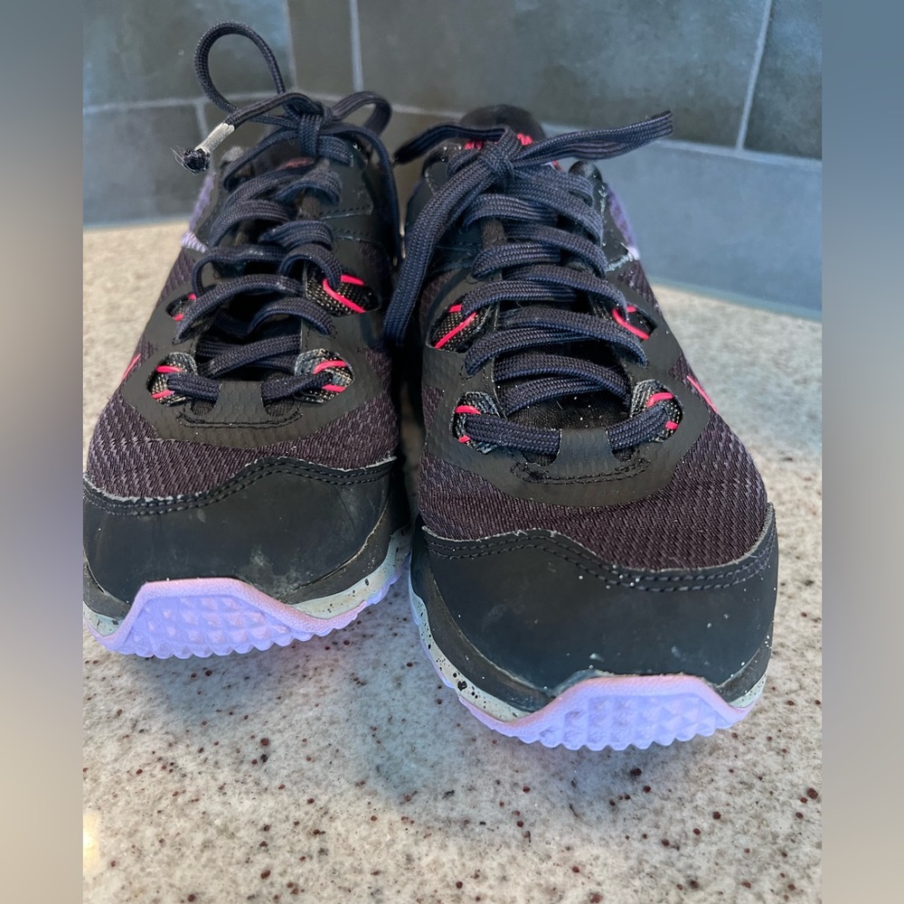 Nike Trail Ladies Shoes Size 6.5 - Picture 4 of 11